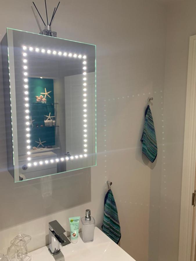 Hideaway Holiday Apartment Salisbury Esterno foto