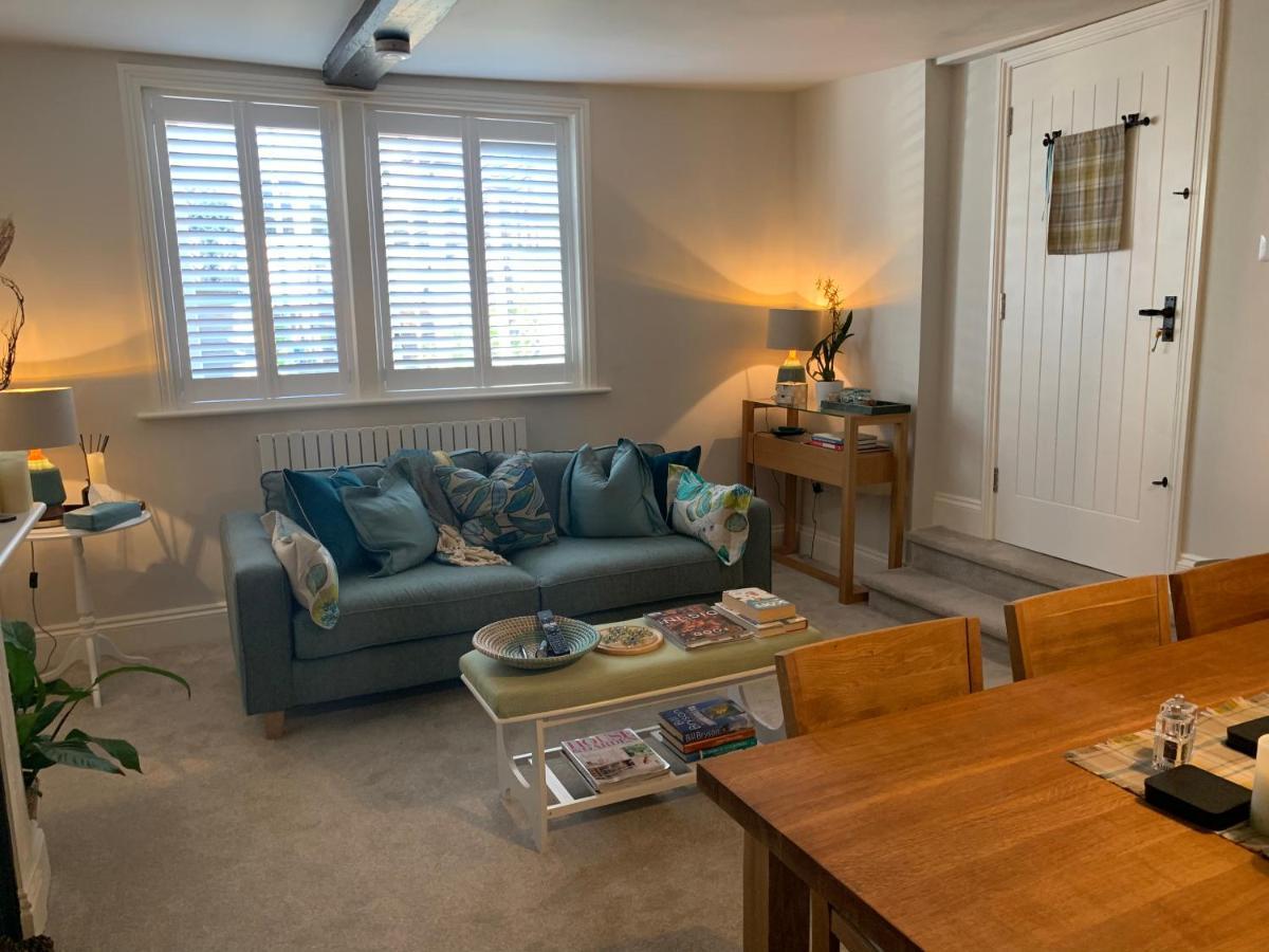 Hideaway Holiday Apartment Salisbury Esterno foto
